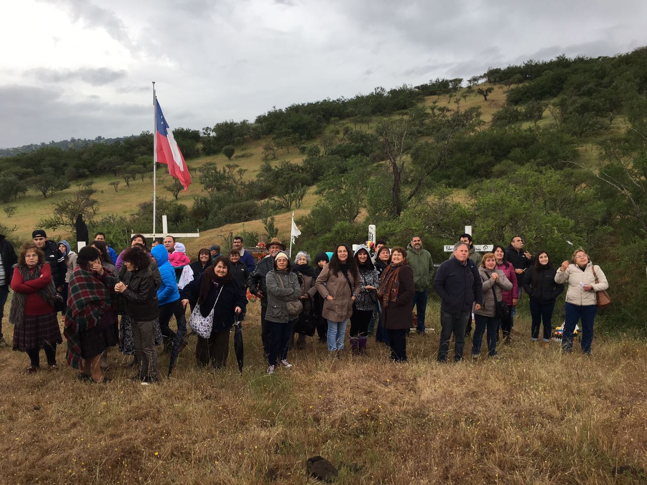 AFDDyE de Paine conmemora a las víctimas de Litueche