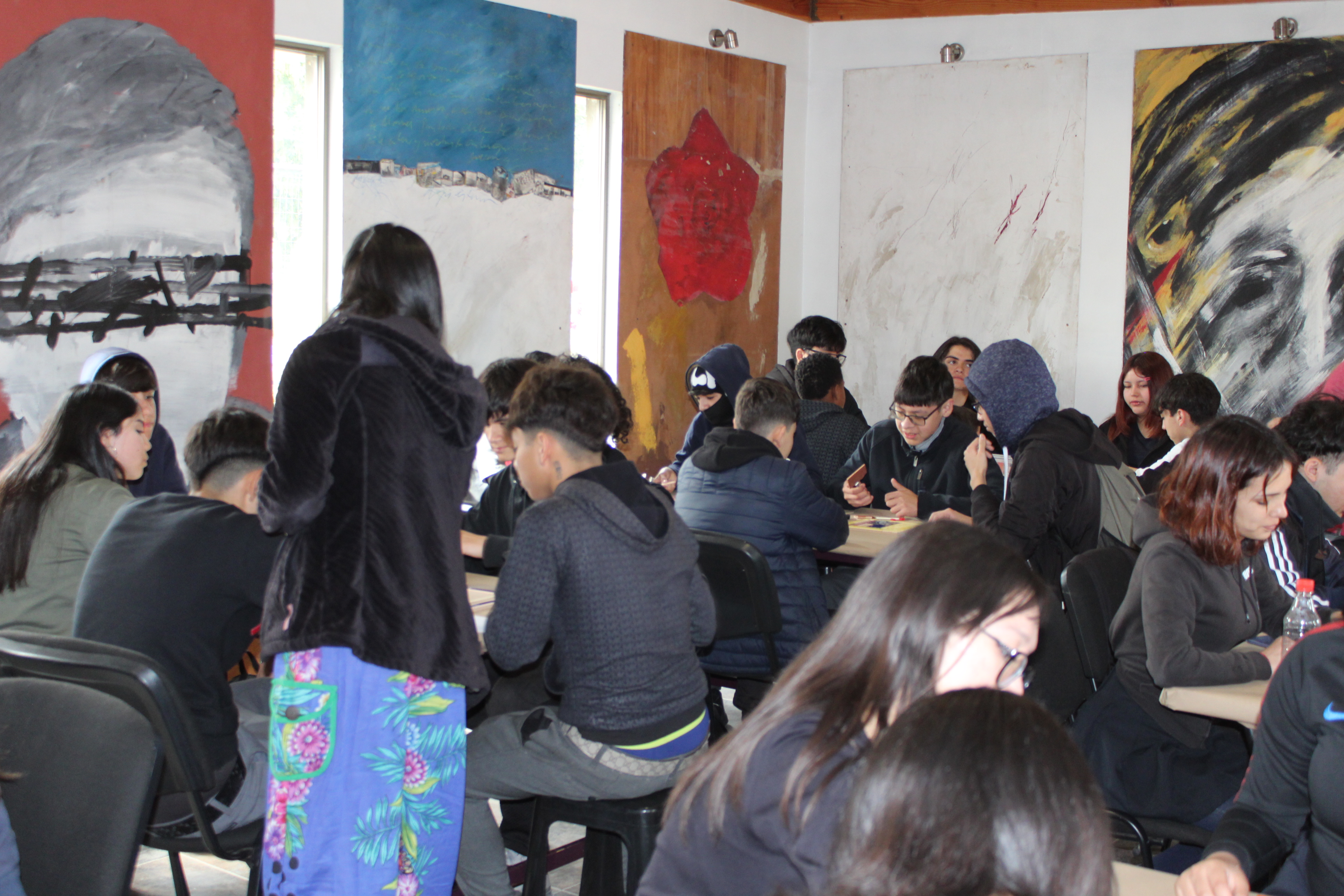 Estudiantes del Liceo Dagoberto Godoy de la comuna de El Bosque visitaron el Memorial