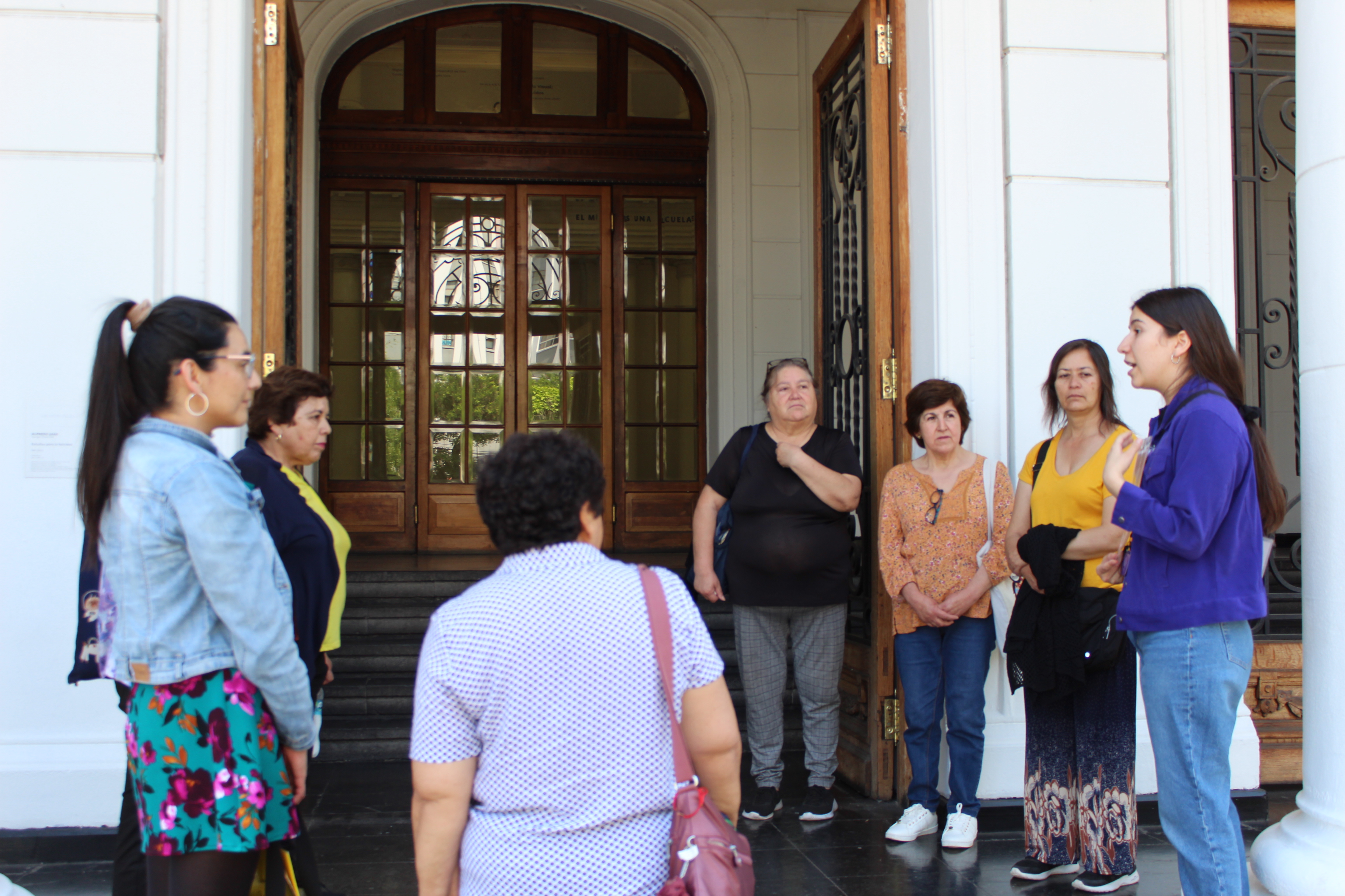 Vecinas de Paine celebran el Día Internacional de la Mujer Rural en el Museo Violeta Parra