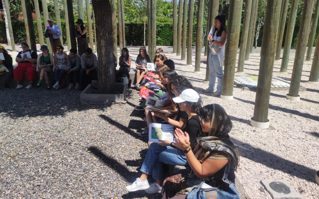 Estudiantes de la Universidad de California visita Memorial Paine