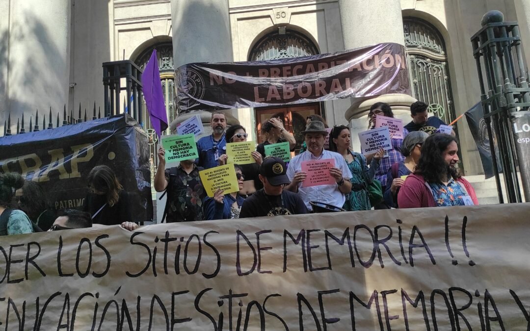 Trabajadores denuncian que “Sin cultura y memoria no hay democracia”